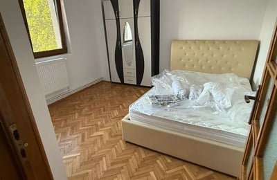 Long-term rental of a 4-room apartment, 85 m², in Tomis II, Constanța, Romania