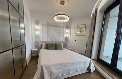 Long-term rental of a 4-room apartment, 94 m², in Grzegórzki, Kraków, Poland