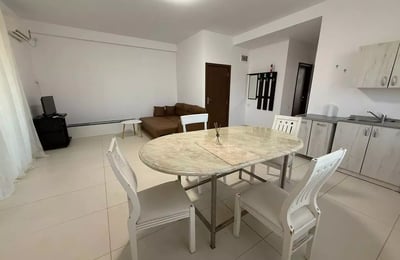 Langzeitmiete einer 2-Zimmer-Wohnung, 50 m², in Faleza Nord, Constanța, Rumänien