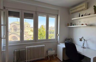 Langzeitmiete einer 2-Zimmer-Wohnung, 60 m², im Stadtzentrum, Belgrad, Serbien