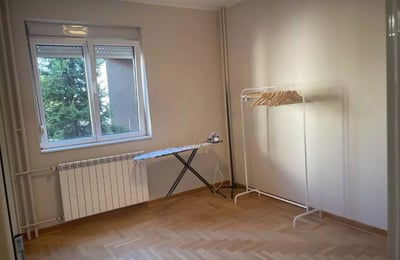 Long-term rental of a 3-room apartment, 66 m², in Vračar, Belgrade, Serbia