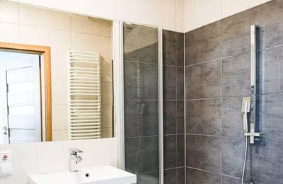 Долгосрочная аренда 3-комнатной квартиры, 66 м², в районе Bronowice, Краков, Польша