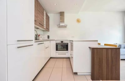 Долгосрочная аренда 3-комнатной квартиры, 68 м², в районе Zabłocie, Краков, Польша