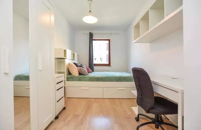 Долгосрочная аренда 3-комнатной квартиры, 68 м², в районе Zabłocie, Краков, Польша