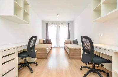 Долгосрочная аренда 3-комнатной квартиры, 68 м², в районе Zabłocie, Краков, Польша