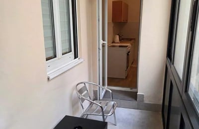 Langzeitmiete einer 3-Zimmer-Wohnung, 80 m², in Vračar, Belgrad, Serbien