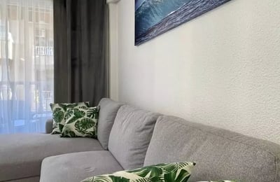 Langzeitmiete einer 2-Zimmer-Wohnung, 75 m², in Torrevieja, Spanien