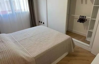 Location longue durée d’un appartement de 2 pièces, 65 m², à Torrevieja, Espagne