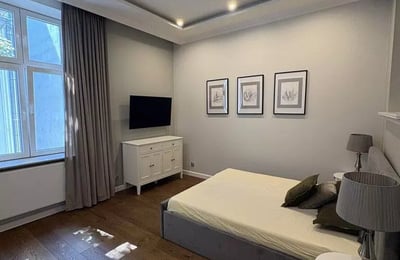 Long-term rental of a 2-room apartment, 59 m², in Kazimierz, Kraków, Poland