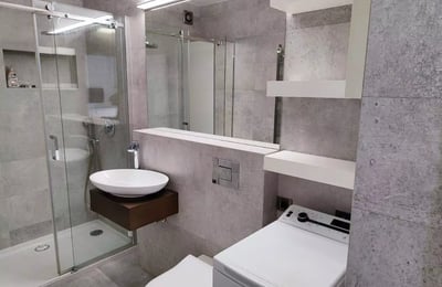 Долгосрочная аренда светлой 3-комнатной квартиры, 75 м², район Врачар, Белград, Сербия