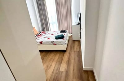 Langfristige Miete einer 2-Zimmer-Wohnung im Zentrum, Bukarest, Rumänien