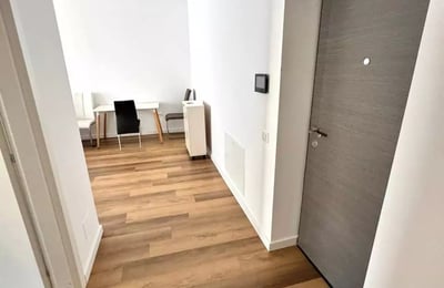 Langfristige Miete einer 2-Zimmer-Wohnung im Zentrum, Bukarest, Rumänien