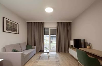 Location longue durée d’un appartement de 2 pièces, 45 m², Przedmieście, Wrocław, Pologne