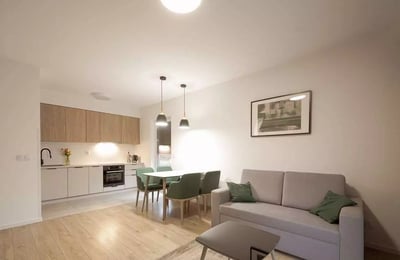 Location longue durée d’un appartement de 2 pièces, 45 m², Przedmieście, Wrocław, Pologne