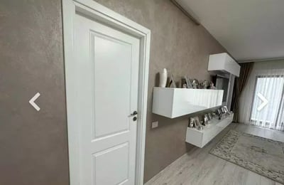 Location longue durée d’un superbe appartement de 2 pièces, 60 m², Mamaia, Constanța, Roumanie