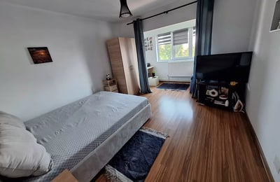 Rental of a comfortable 2-room apartment, 54 m², Inel 2, Constanța, Romania