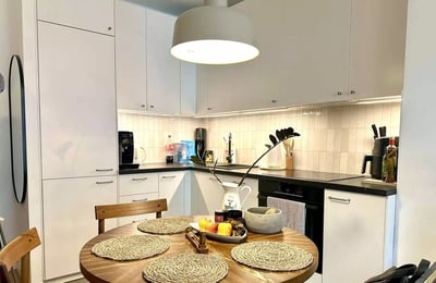 Miete einer modernen 2-Zimmer-Wohnung, 40 m², Port Popowice, Breslau, Polen