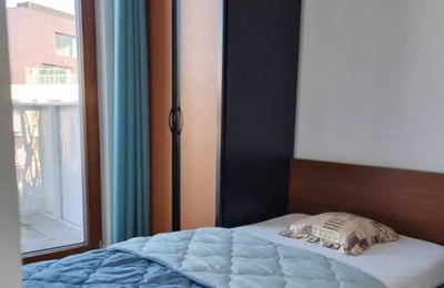 Location d’un appartement dans une résidence prestigieuse, 34 m², Wrocław, Pologne