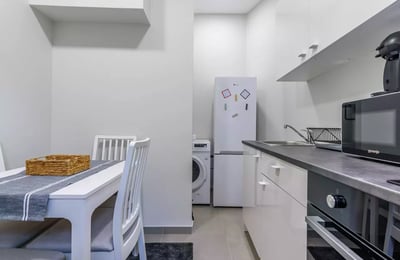 Аренда современной 2-комнатной квартиры, 58 м², центр города, Белград, Сербия