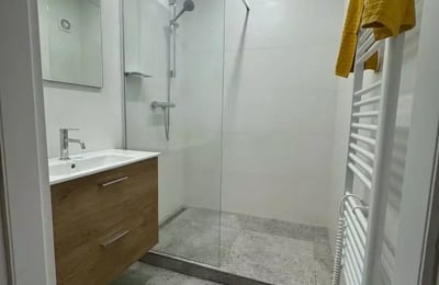 Location d’un appartement moderne de 2 pièces, 46 m², Ružinov, Bratislava, Slovaquie