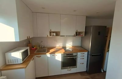 Аренда уютной 2-комнатной квартиры, 41 м², недалеко от центра города, Белград, Сербия