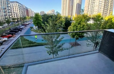 Аренда просторной 4-комнатной квартиры, 99 м², BW King’s Park, Белград, Сербия