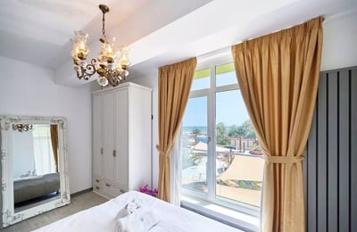 Rental of comfortable 3-room apartments, 75 m², Mamaia, Constanța, Romania