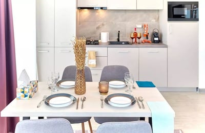 Rental of spacious 3-room apartments, 75 m², Mamaia, Constanța, Romania