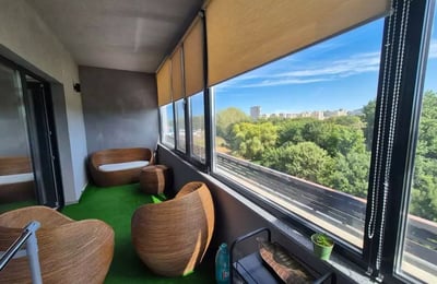 Alquiler de un acogedor apartamento de 3 habitaciones, 85 m², Tomis Nord, Constanța, Rumanía