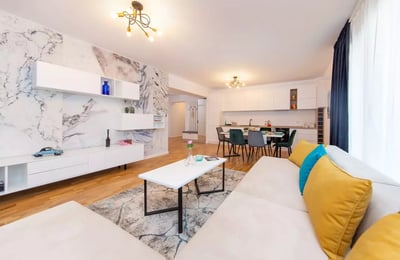 Luxuria Residence