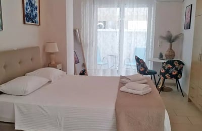 Long-term rental of a studio apartment in Nea Chora, Chania, Crete, Greece