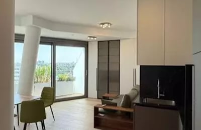 Alquiler a largo plazo de piso de 2 habitaciones 64 m² en el distrito 22, Viena, Austria