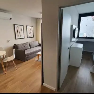 Alquiler a largo plazo en Buenos Aires: depto moderno de 2 ambientes con balcón, pileta y gym en Palermo Soho