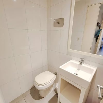 Long-Term 2-Room Apartment with Pool and Security in Buenos Aires, Argentina, Palermo