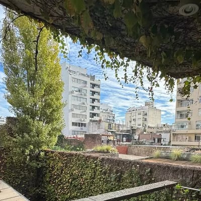 Langzeitmiete – 3-Zimmer-Wohnung mit Balkon und Pool in Buenos Aires, Argentinien, Palermo