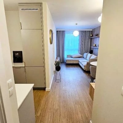 Alquiler de Apartamento de 2 Habitaciones, 35m², Calle Toruńska, Targówek, Varsovia, Polonia