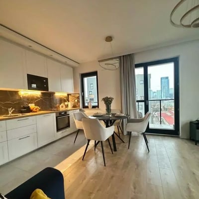 Alquiler de Apartamento de 3 Habitaciones, 63m², Calle Skierniewicka 34A, Wola, Varsovia, Polonia