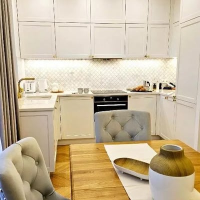 Apartamento de 2 habitaciones en alquiler en Wola, Varsovia – 50 m2