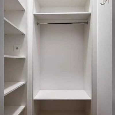 Long-Term Rental: 3-Room Apartment 55 m² with Parking, Warsaw, Ursus