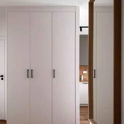 Long-Term Rental: 3-Room Apartment 55 m² with Parking, Warsaw, Ursus