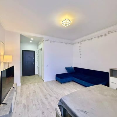 Long-Term Rent of 1-Bedroom Apartment with Balcony in Militari Residence, Bucharest
