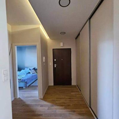 2-Room Apartment for Rent on Aleja Rzeczypospolitej St., Warsaw (Wilanów)