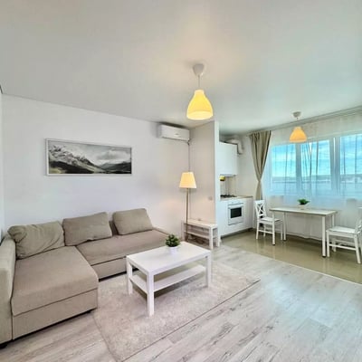 Acogedor estudio renovado en Militari Residence, Bucarest – alquiler a largo plazo