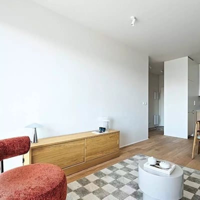 Long-term rental of a 2-room apartment, Warsaw