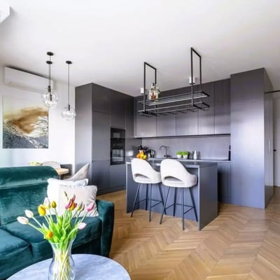 Alquiler a largo plazo de un apartamento de 3 habitaciones, 67 m², ul. Wołoska, Mokotów, Varsovia