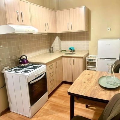 Alquiler a largo plazo: Apartamento 1+1, Calle Gorgasali 33, Batumi