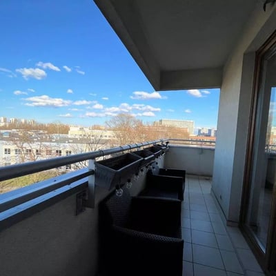 Alquiler a largo plazo: Apartamento de 2 habitaciones, al. Jana Pawła 2, distrito Czyżyny, Cracovia