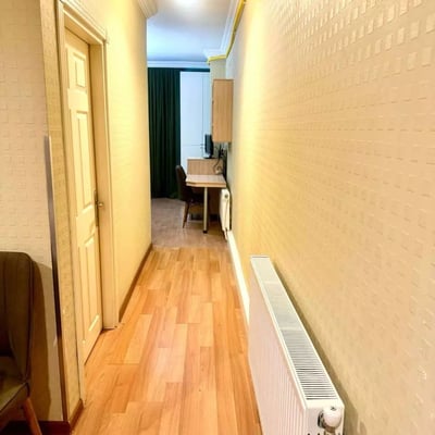 Alquiler a Largo Plazo: Apartamento 1+1, 40 m², Calle Gorgasali 33, Batumi