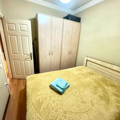 Alquiler a Largo Plazo: Apartamento 1+1, 40 m², Calle Gorgasali 33, Batumi