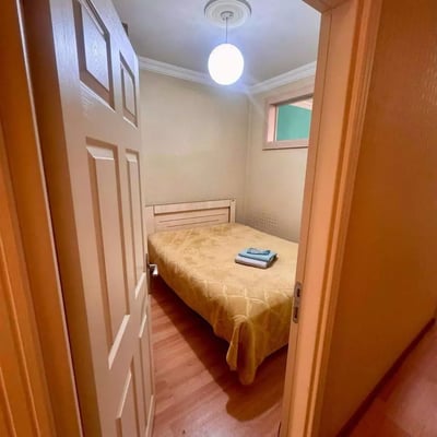 Alquiler a Largo Plazo: Apartamento 1+1, 40 m², Calle Gorgasali 33, Batumi